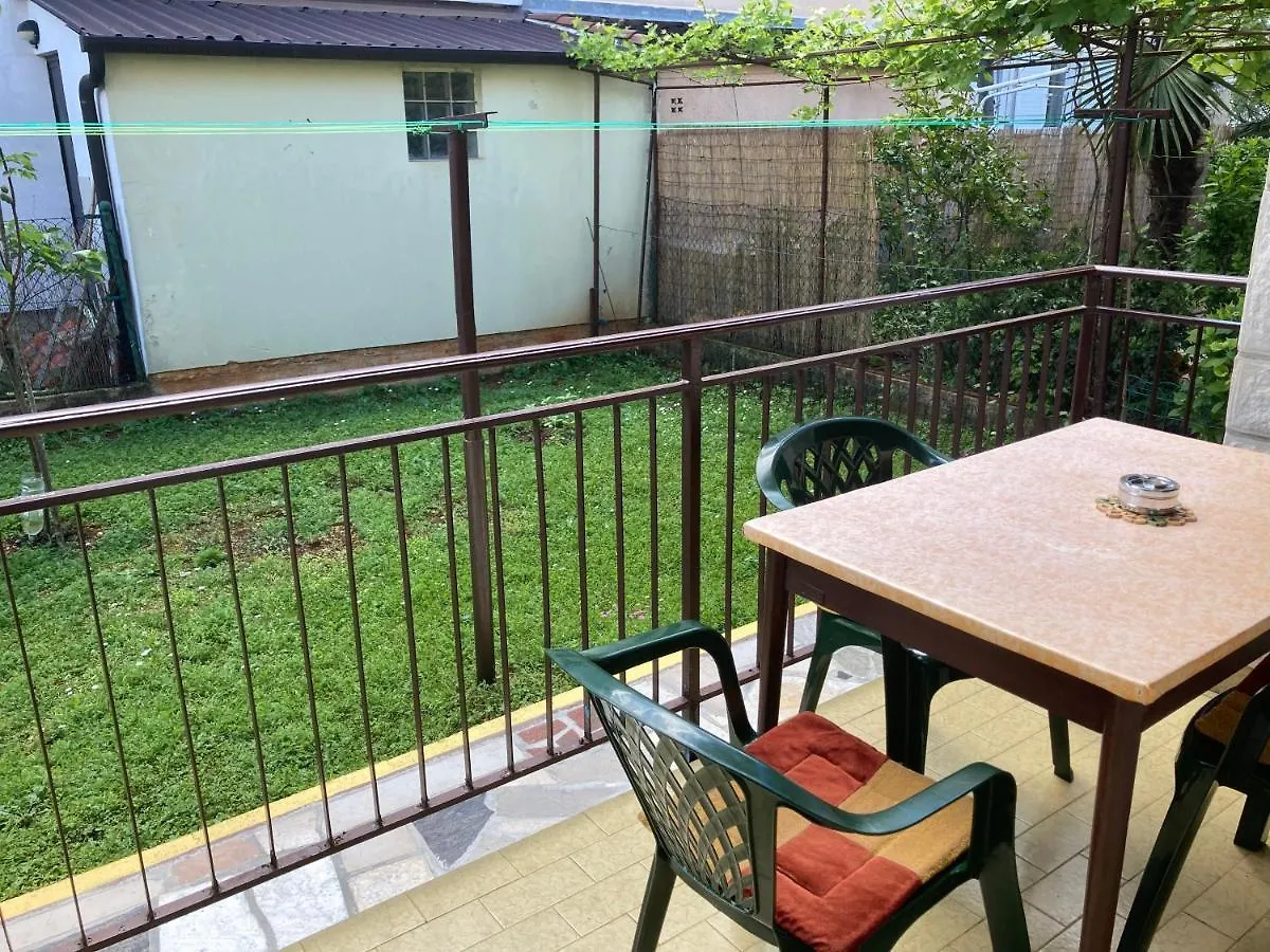 Apartments Hrnjic Umag 0*,