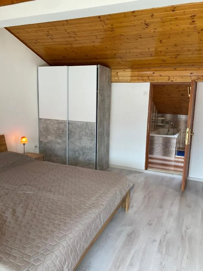Apartments Hrnjic Umag